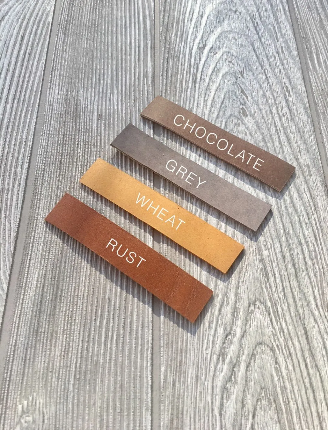 Custom Leather Keychain, Personalized Leather Key Ring, Engraved Monogram Keychain, Christmas Gift, Name Tag, Customizable Key Holder