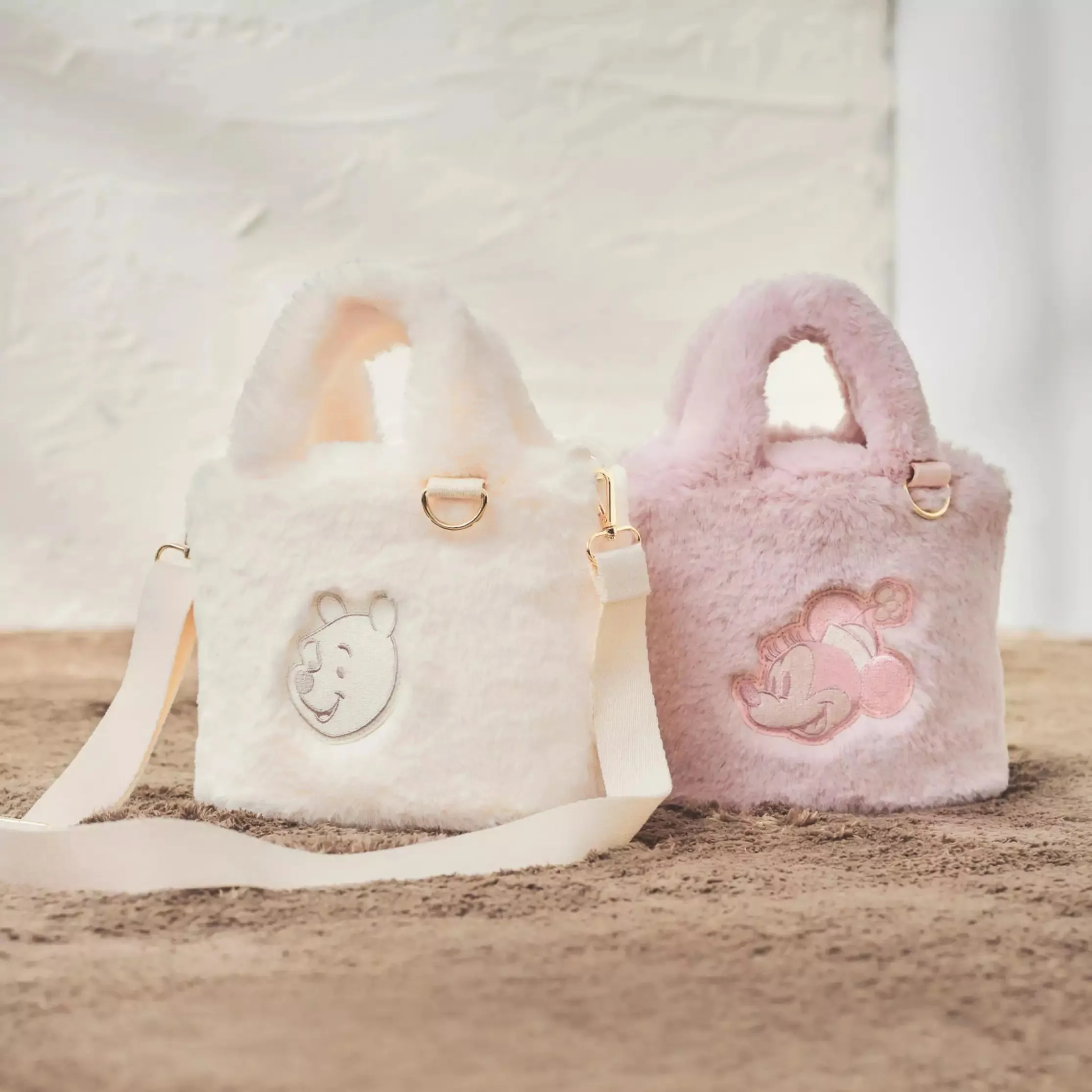 JDS - Winnie the Pooh 2 Ways "Fur Fur" Tote Bag (Release Date: Nov 26, 2024)