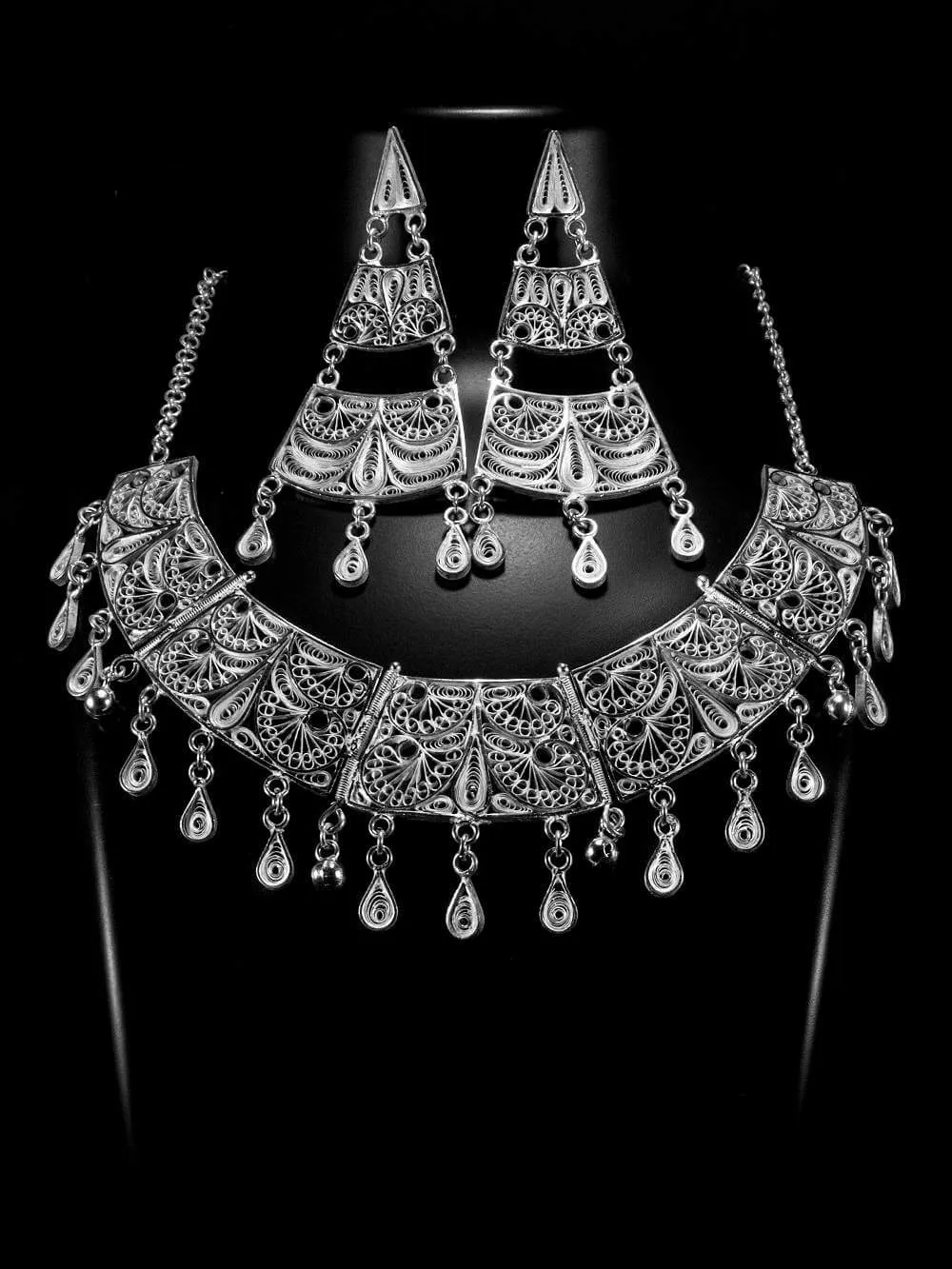 Mughal Choker