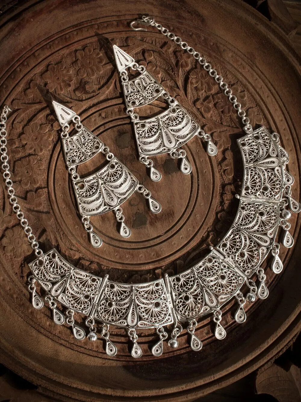 Mughal Choker